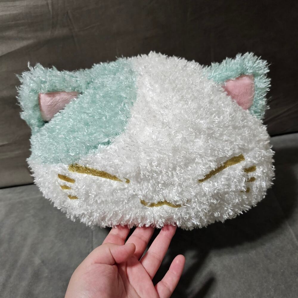 Furyu Nemu Neko White Green Cat Plush Pillow Round Closed Smiling Eyes Shaggy